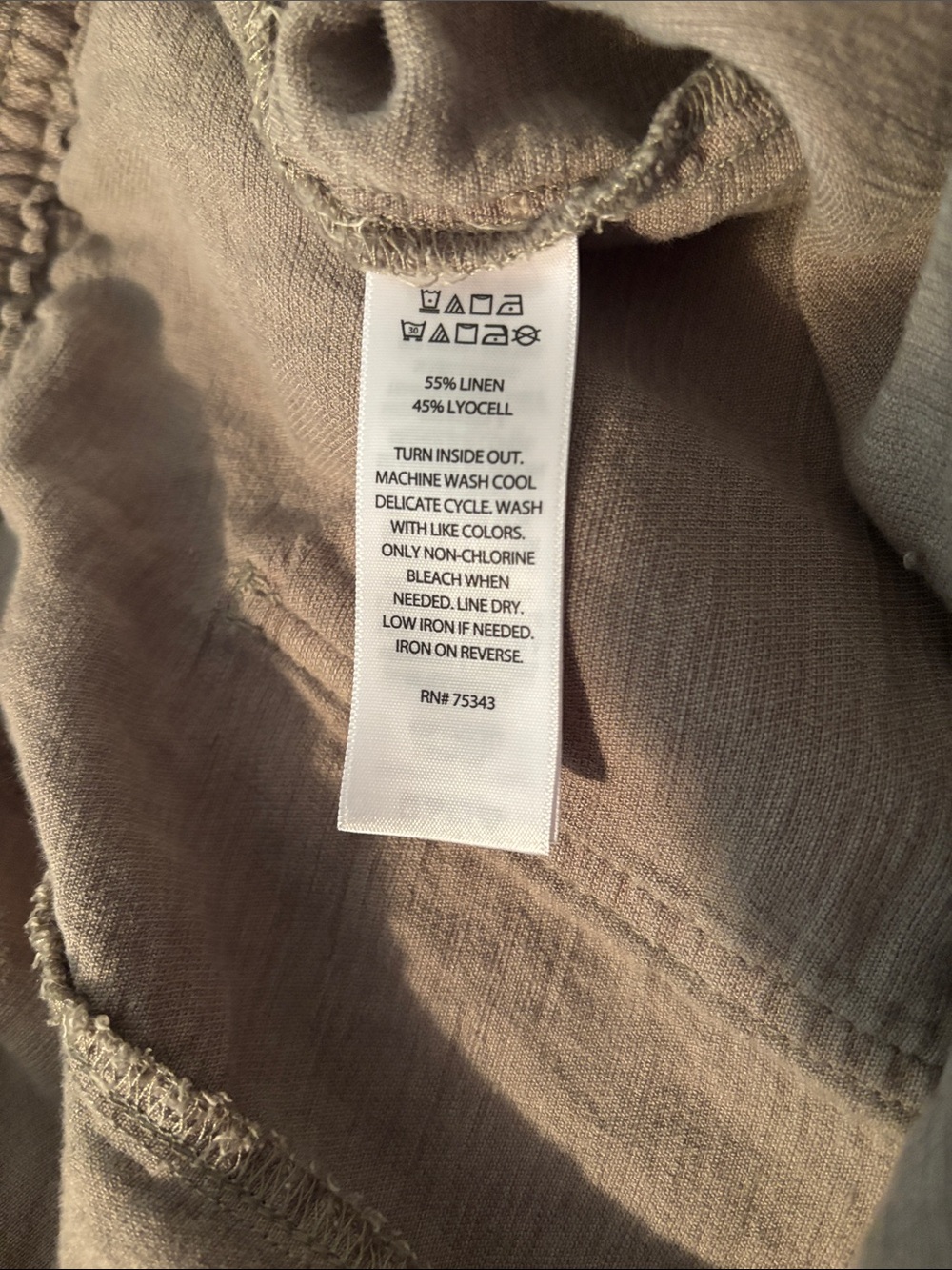 C&C California Women's Olive Green Washed Linen Cargo Joggers w/Toggle Cuffs - Picture 11 of 12